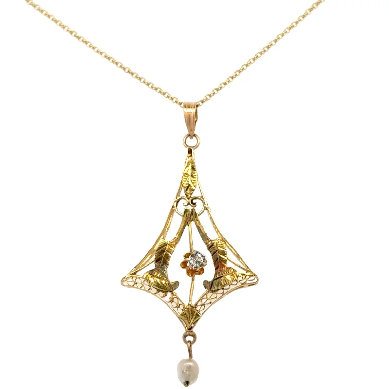 Antique Yellow Gold Pendant with Pearl and Diamond