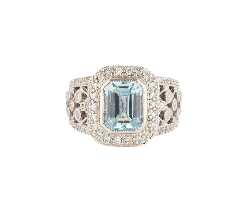 7.50ct Emerald Cut Aquamarine and 1.00ctw Diamond Frame Ring in 18K