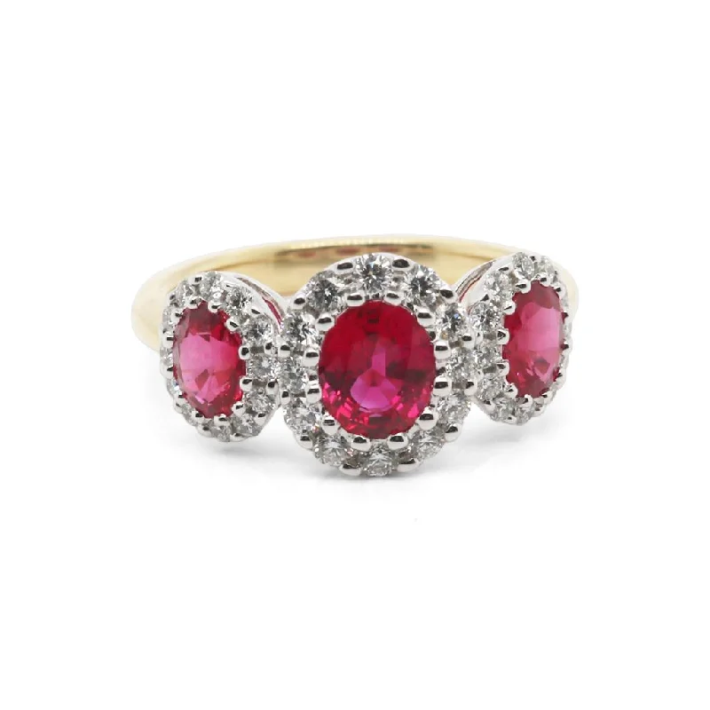 18k Three Stone Ruby & Diamond Ring