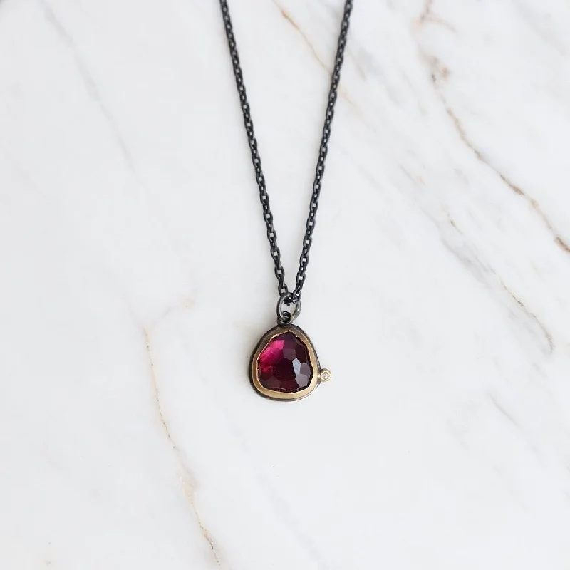 celestial orbit ring set 22k Bezel Set Rose Cut Rhodolite Garnet Necklace with Diamond celestial orbit ring set 22k Bezel Set Rose Cut Rhodolite Garnet Necklace with Diamond